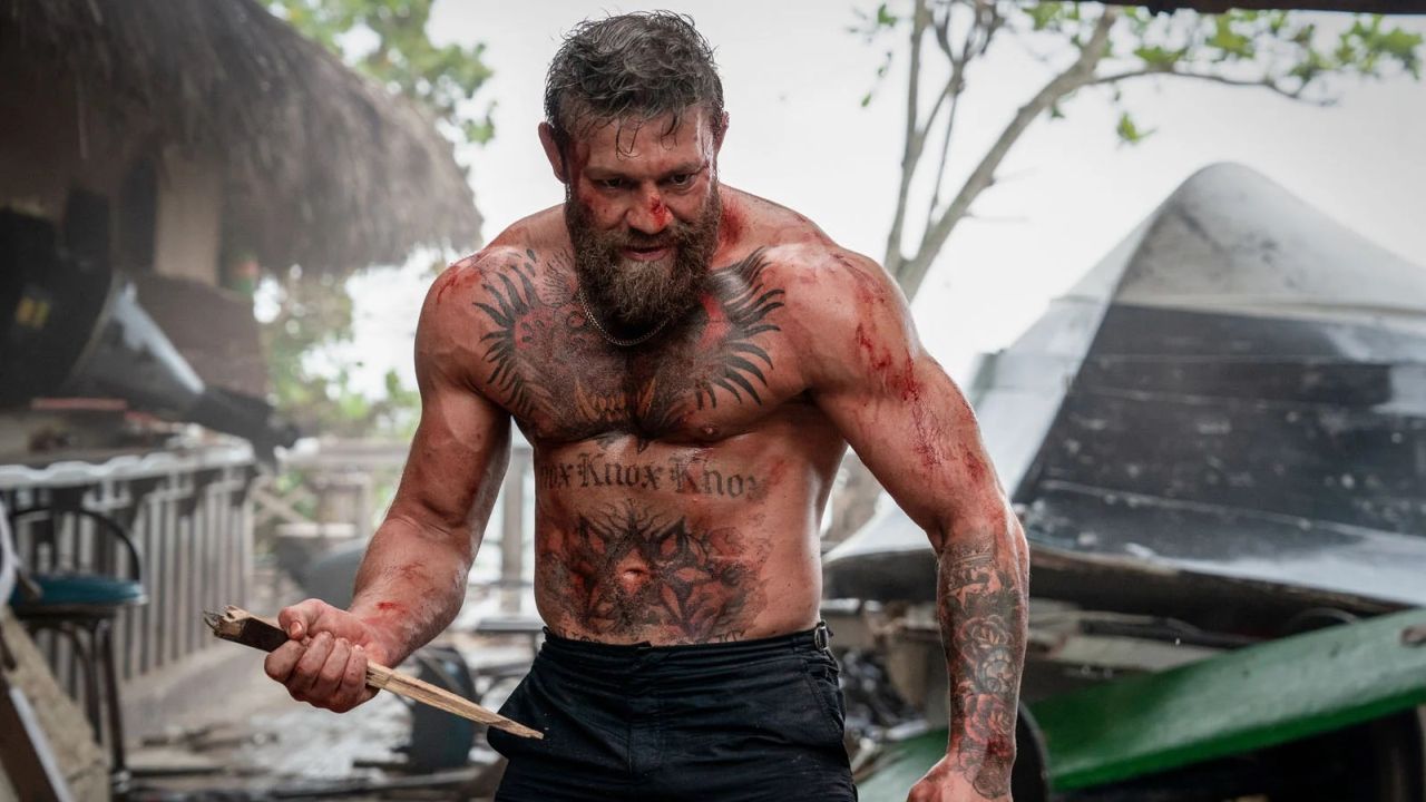 Knox (Conor McGregor) ist tatsächlich so wahnsinnig, wie er aussieht!