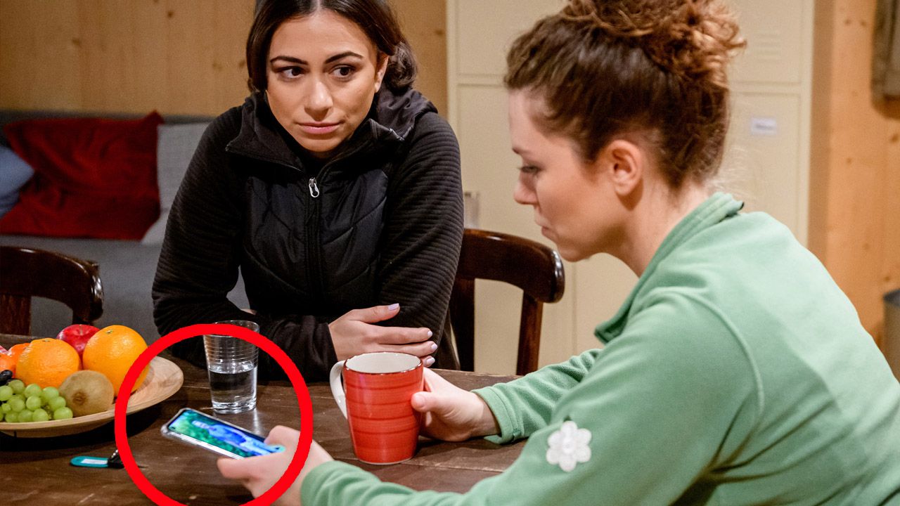 Sturm der Liebe"-Vorschau: Fanny bricht wegen ihrer traumatischen  Vergangenheit zusammen - TV-Starts bei FILMSTARTS.de