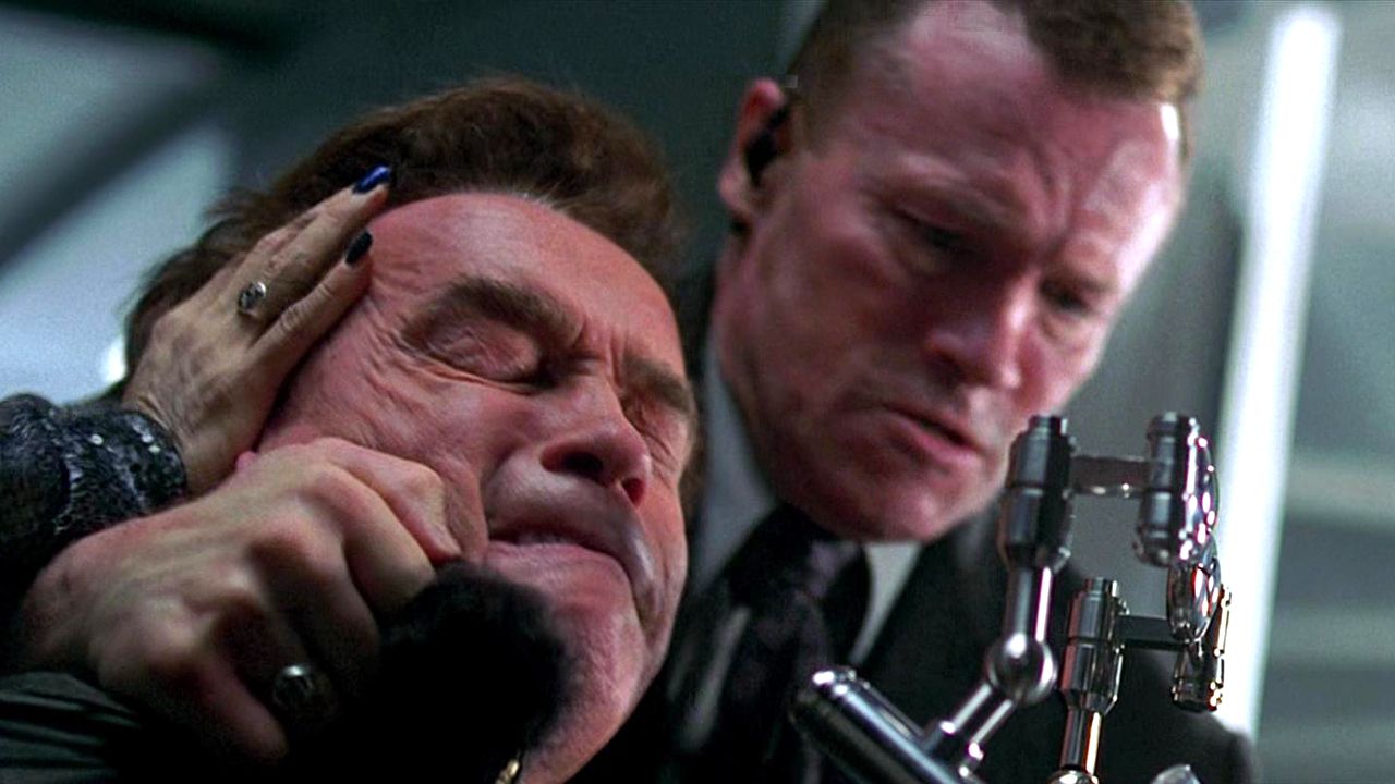 Heute werbefrei im TV: In diesem Sci-Fi-Actioner gibt es Arnold Schwarzenegger im Doppelpack