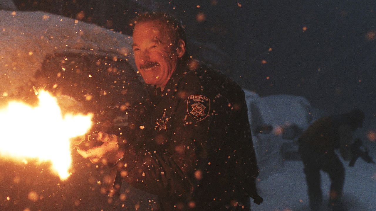 "John Wick" trifft "Fargo": Explosive Action im deutschen Trailer zu "Normal" – mit "Game Of Thrones"- & "Nobody"-Stars