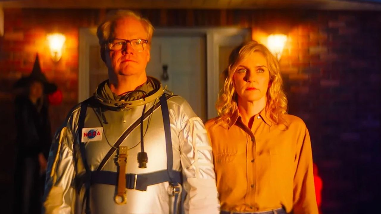 Ein auseinanderdriftendes Paar schaut den Mysterien ins Auge.