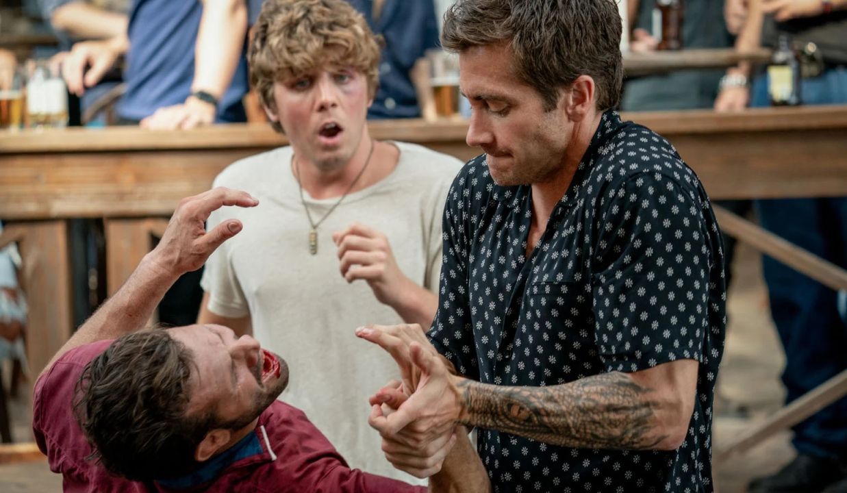 Dalton (Jake Gyllenhaal) weiß, wie man aufmüpfige Clubgäste am effektivsten in die Schranken weist.