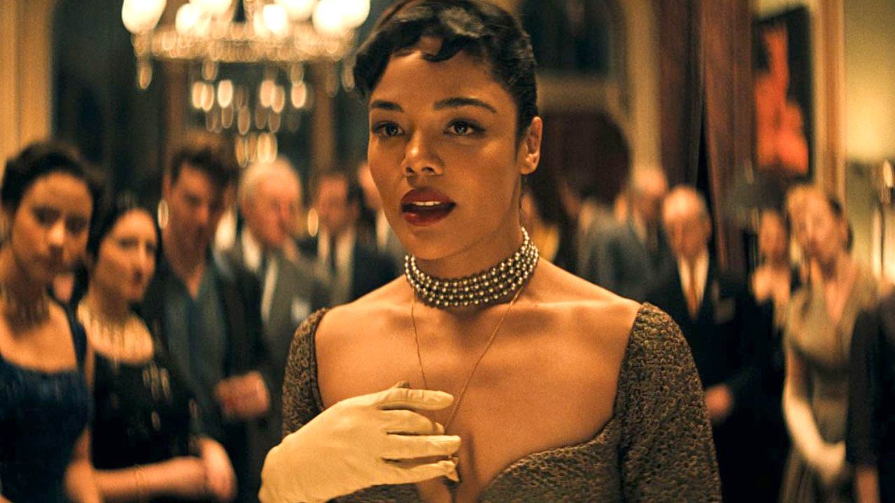 Hedda (Tessa Thompson) veranstaltet eine rauschende Party, um der akademischen Karriere ihres Ehemannes auf die Sprünge zu helfen – doch es läuft nicht alles nach Plan...