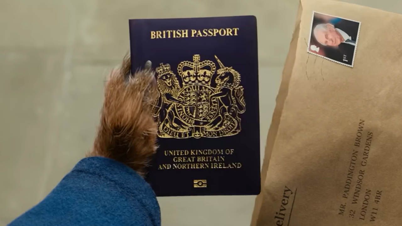 Paddington hat einen offiziellen Reisepass.