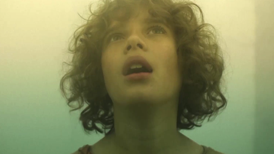 Ronja Räubertochter Trailer DF - Trailer Ronja Räubertochter - FILMSTARTS.de