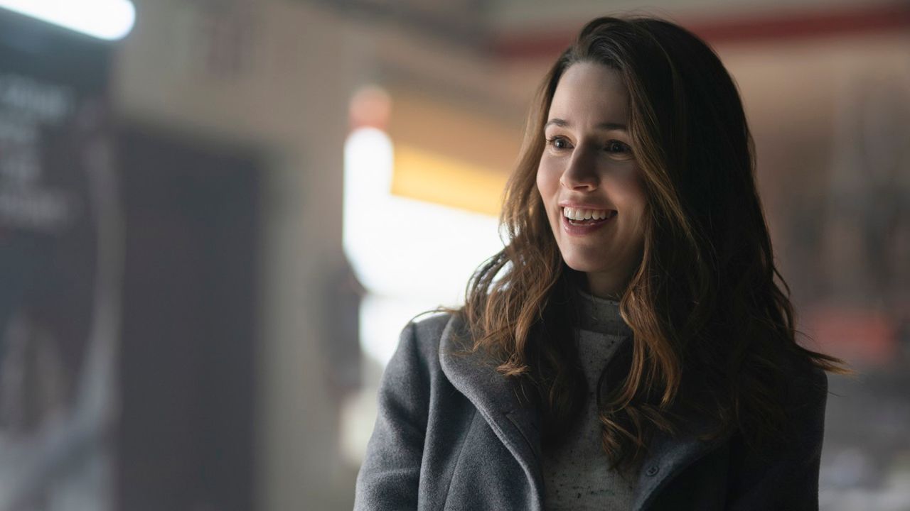 Wirkt freundlich und hilfsbereit, ist aber wohl eine Serienkillerin: Alona Tal als Kyla Craig.