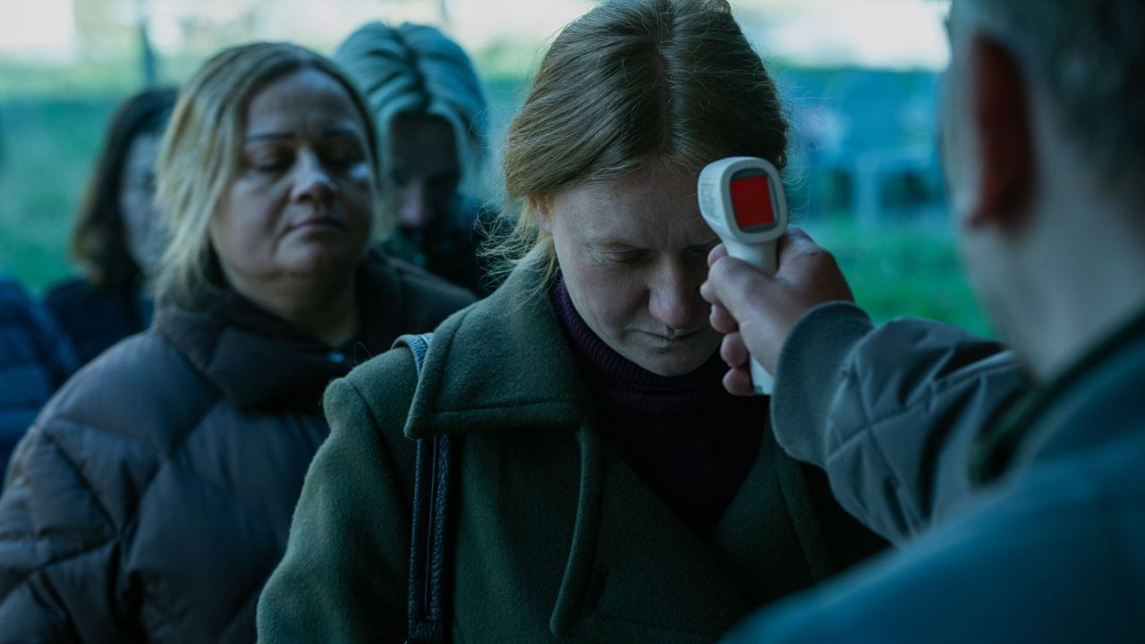 Fiebermessen vor Arbeitsbeginn – daran werden sich noch immer viele erinnern. 