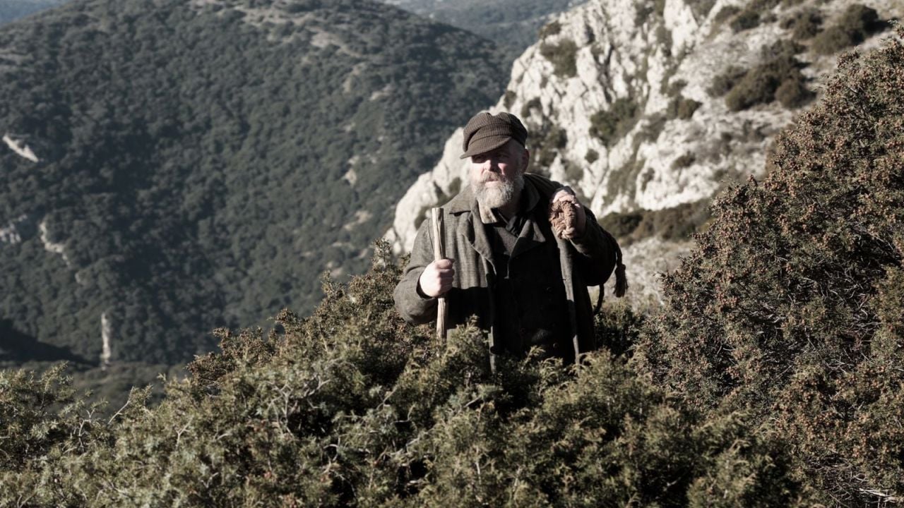 Jean Valjean (Grégory Gadebois) ringt damit, das Gute in den Menschen zu sehen.