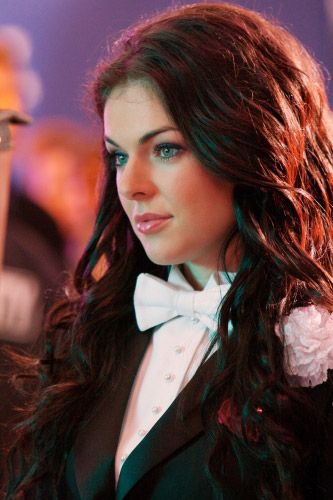 Filme Und Serien Von Serinda Swan Bild zu Serinda Swan - Bild Serinda Swan - Foto 76 von 77 - FILMSTARTS.de
