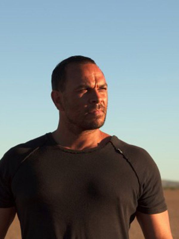 Mad Bastards Film 2011 FILMSTARTS.de