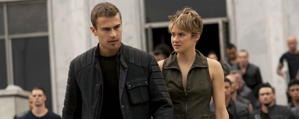 Neuer Trailer Zu Die Bestimmung Insurgent Shailene Woodley Auf Der Flucht Kino News Filmstarts De