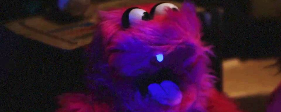 Ein Muppet als Mörder: Erster Trailer zur Horror-Komödie 