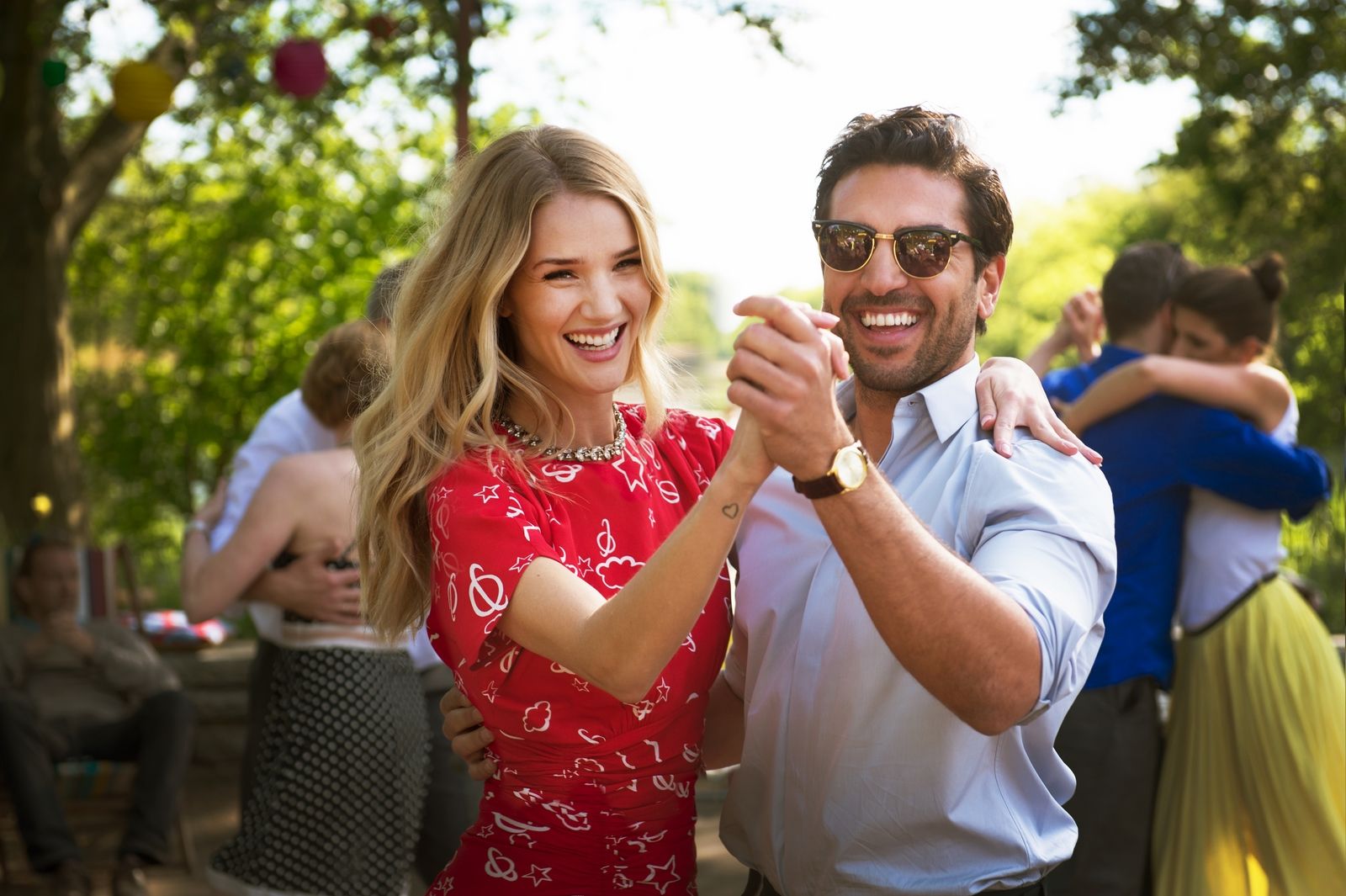 Bild zu Elyas M'Barek 25 Jahre Magnum Feier den Moment Bild Elyas M'Barek, Rosie Bild zu Elyas M'Barek 25 Jahre Magnum Feier den Moment Bild Elyas M'Barek, Rosie