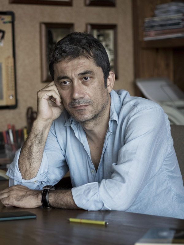 Bild zu Nuri Bilge Ceylan Kinoposter Nuri Bilge Ceylan Foto 1 von 8 FILMSTARTS.de Bild zu Nuri Bilge Ceylan Kinoposter Nuri Bilge Ceylan Foto 1 von 8 FILMSTARTS.de