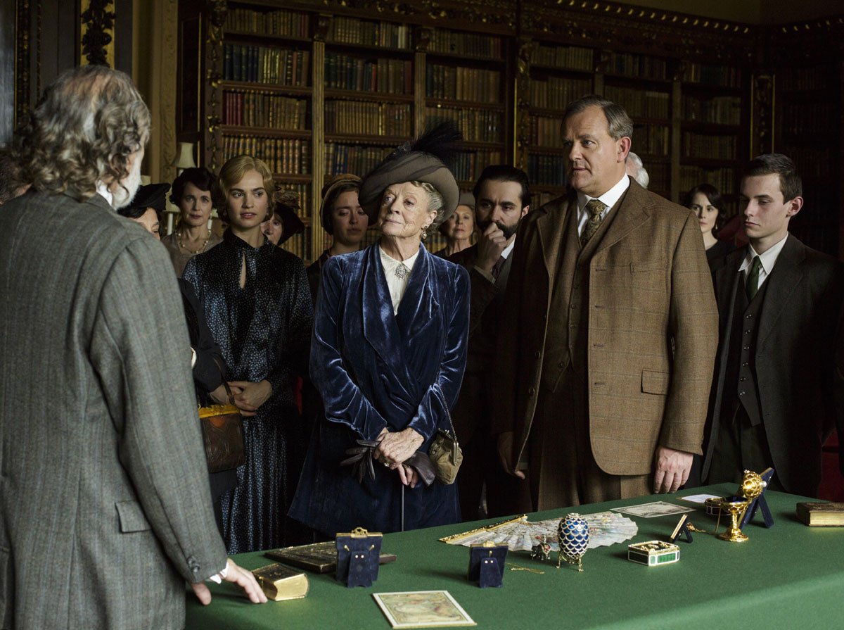 Downton Abbey: Downton Abbey : Bild Maggie Smith, Hugh Bonneville, Lily ...