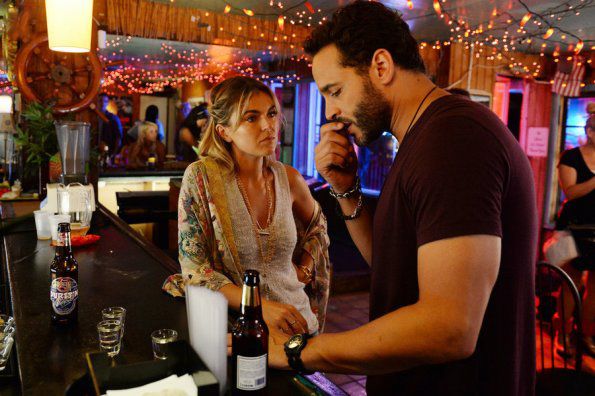 Filme Und Serien Von Serinda Swan Bild zu Serinda Swan - Bild Serinda Swan, Daniel Sunjata - Foto 39 von