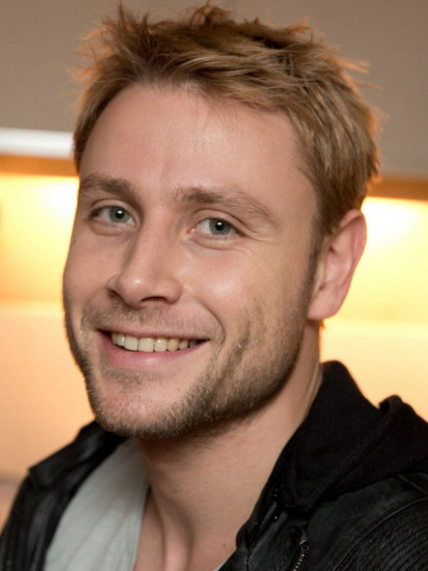 Bild Zu Max Riemelt Kinoposter Max Riemelt Foto 63 Von 139 Filmstarts De