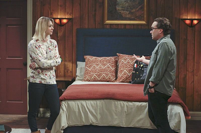 Bild zu Kaley Cuoco - The Big Bang Theory : Bild Kaley Cuoco, Johnny ...