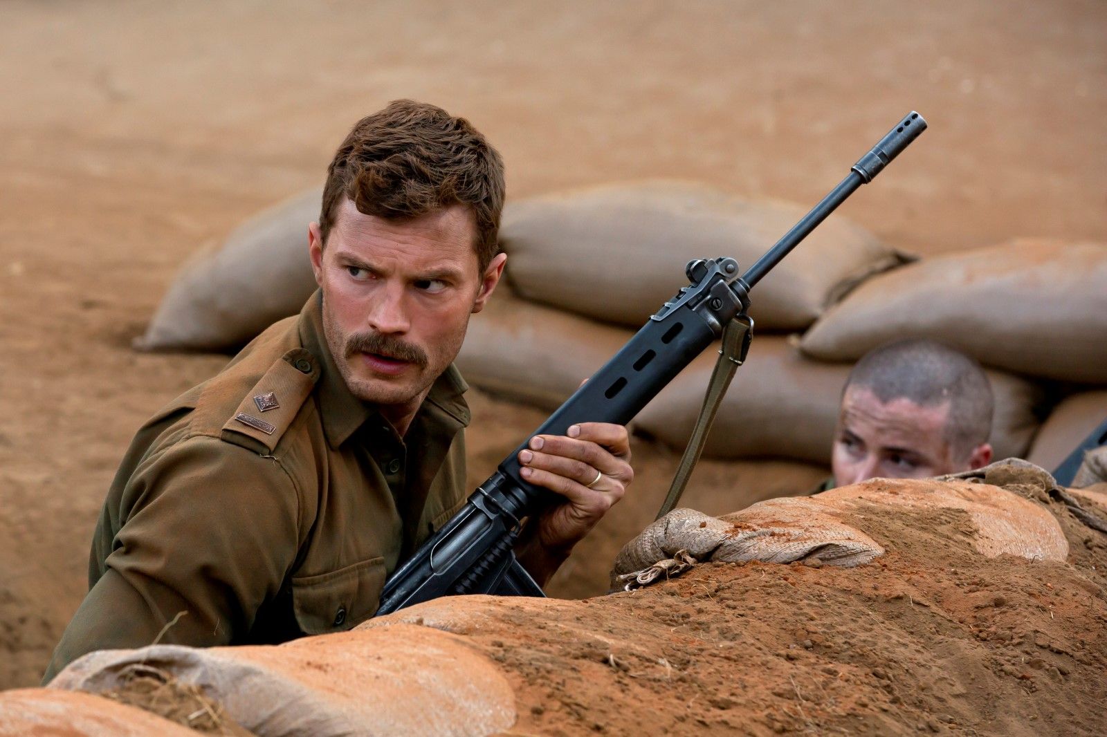 Bild zu Jamie Dornan Jadotville Bild Jamie Dornan Foto 81 von 134
