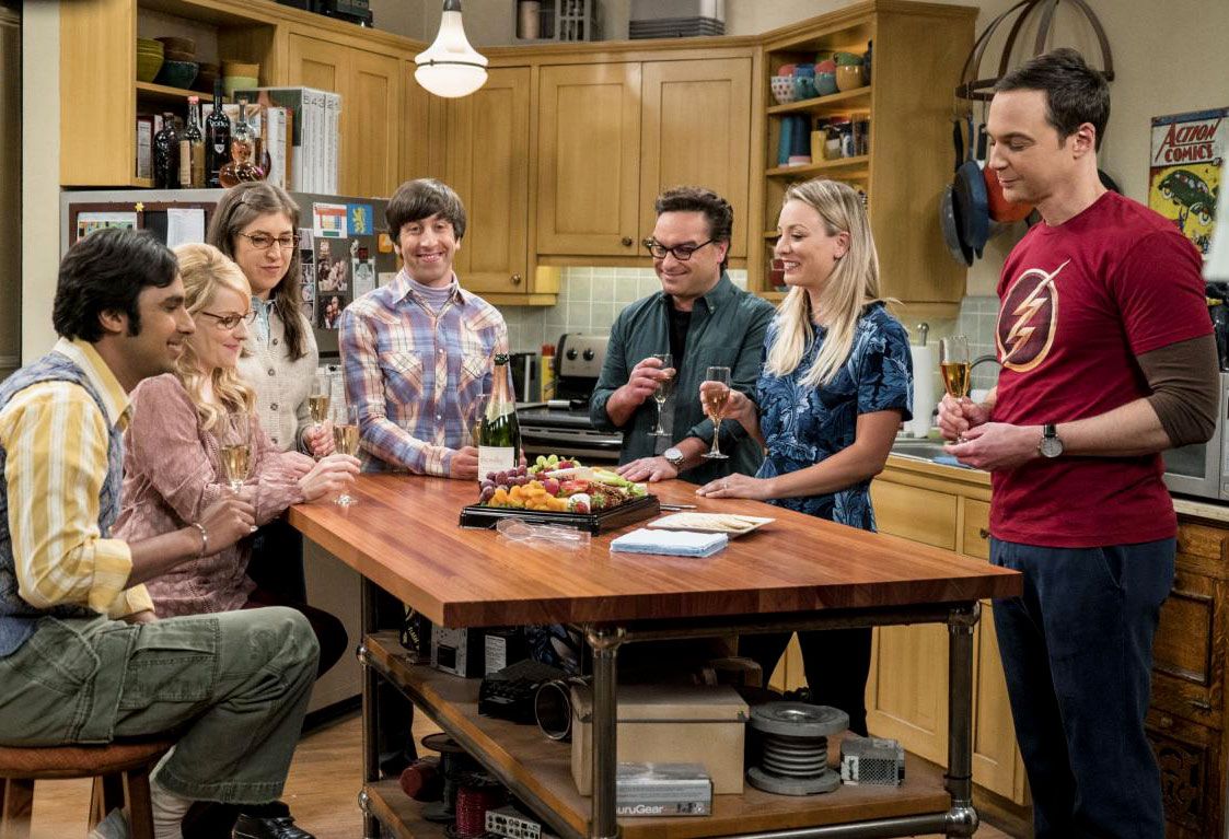 Bild zu Kaley Cuoco - The Big Bang Theory : Bild Kaley Cuoco, Mayim ...