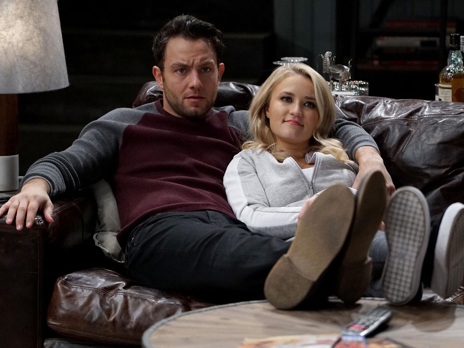 Young And Hungry Bild Emily Osment Jonathan Sadowski 21 Von 178 Filmstartsde 