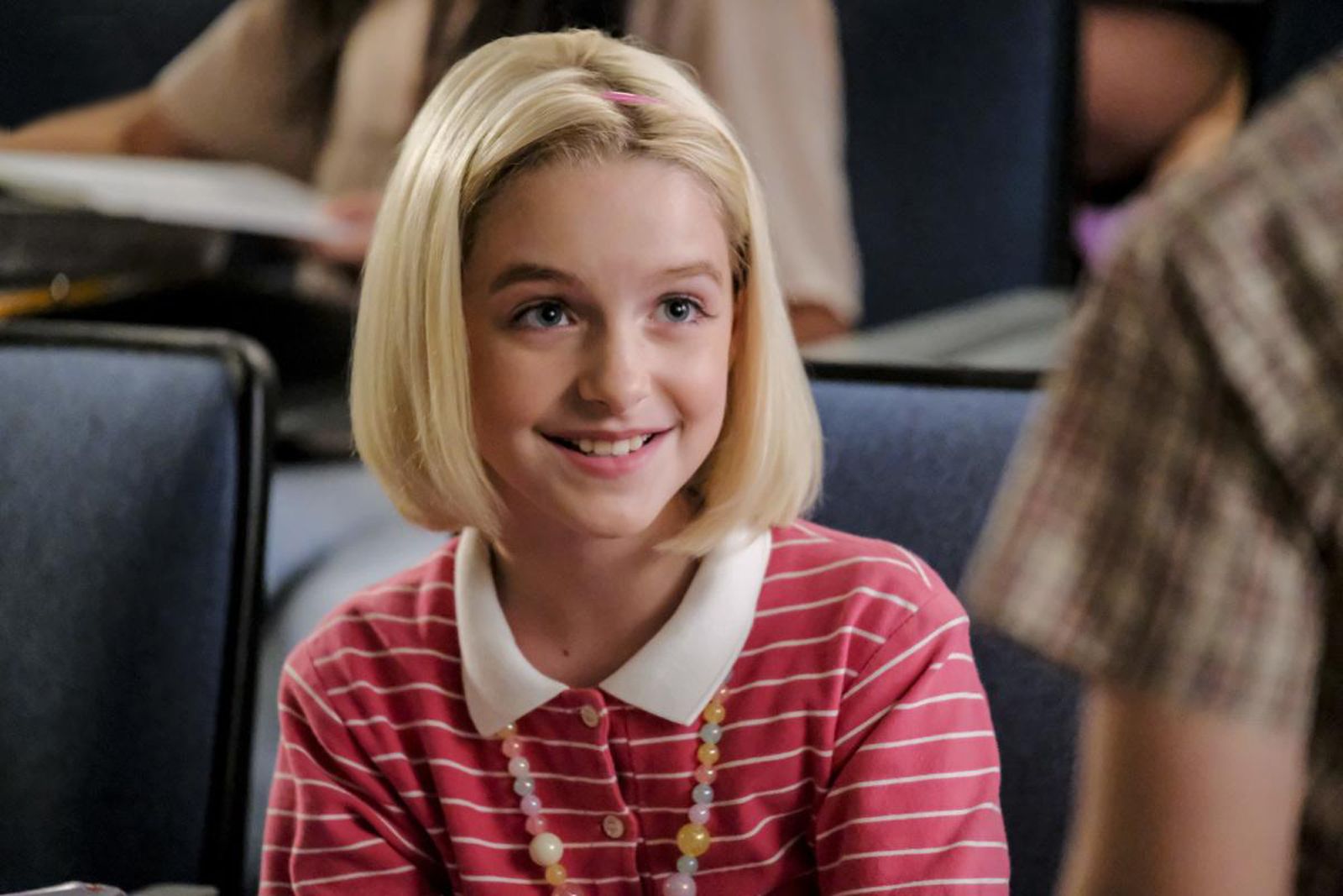 Young Sheldon Young Sheldon Bild Mckenna Grace 43 Von 66 