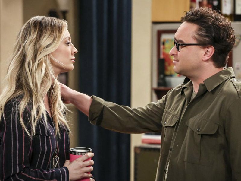 Bild zu Kaley Cuoco - The Big Bang Theory : Bild Kaley Cuoco, Johnny ...