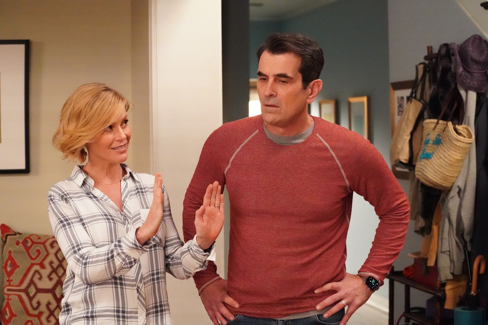 Modern Family: Bild Julie Bowen, Ty Burrell - 16 Von 1096 - FILMSTARTS.de