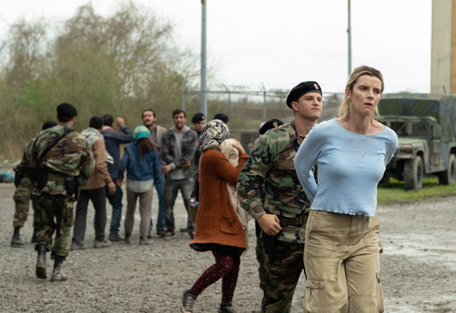 Bild Zu Betty Gilpin The Hunt Bild Betty Gilpin Filmstarts De