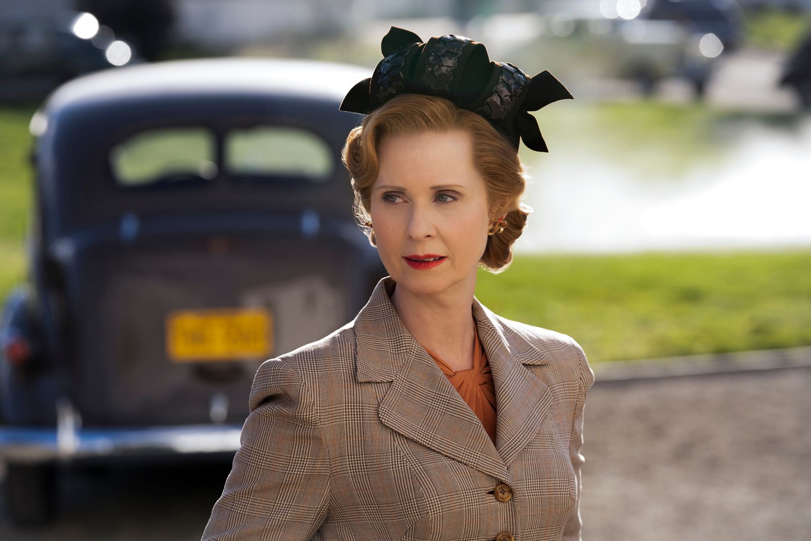 Bild zu Cynthia Nixon Ratched Bild Cynthia Nixon Foto 16 von 83