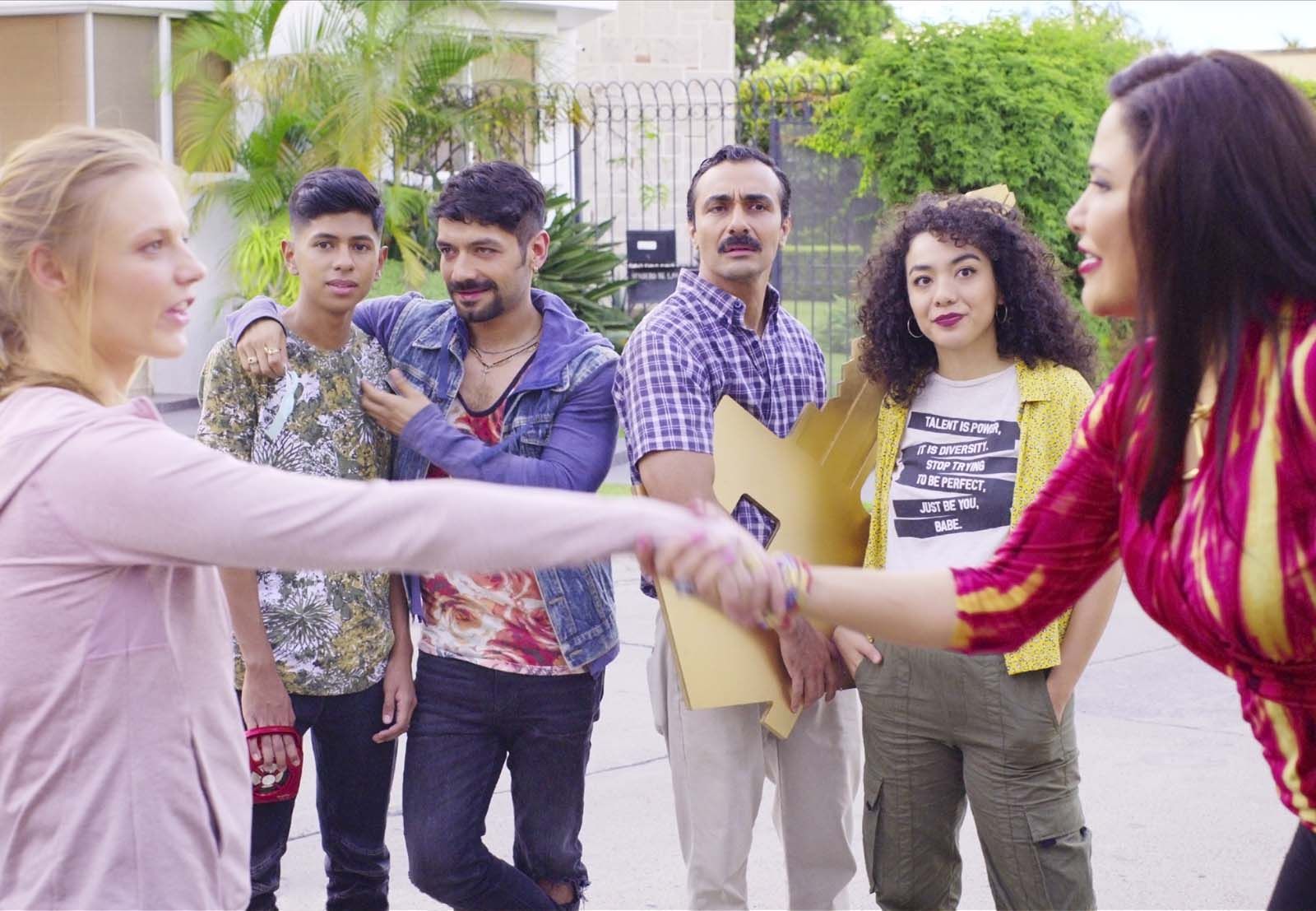 Guerra de vecinos Bild Elyfer Torres, Armando Said, Christian Vázquez