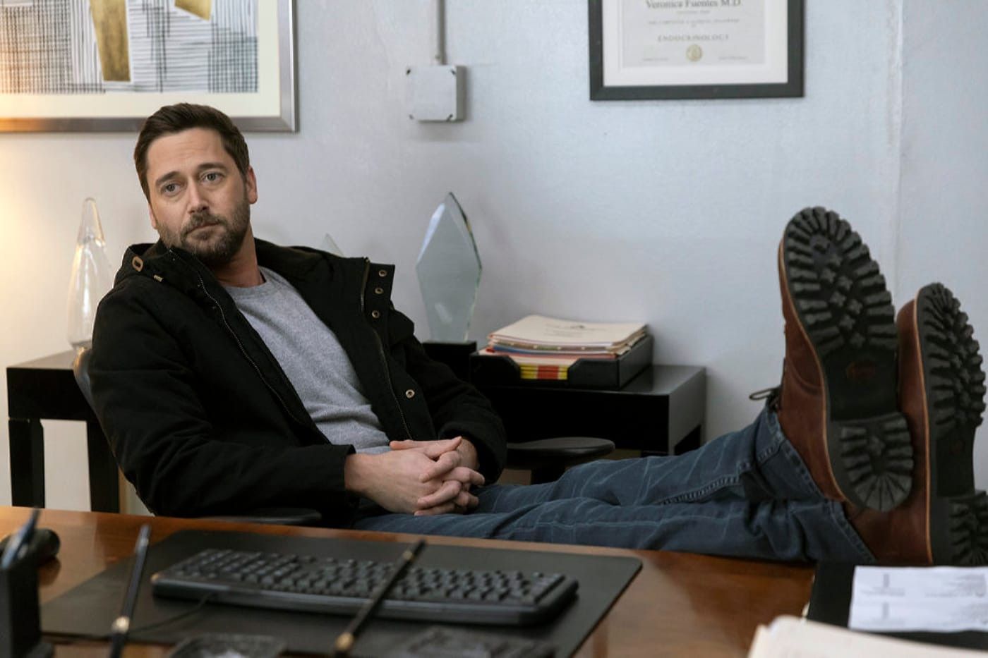 Filme Und Serien Von Ryan Eggold Bild zu Ryan Eggold - New Amsterdam : Bild Ryan Eggold - Foto 4 von 167
