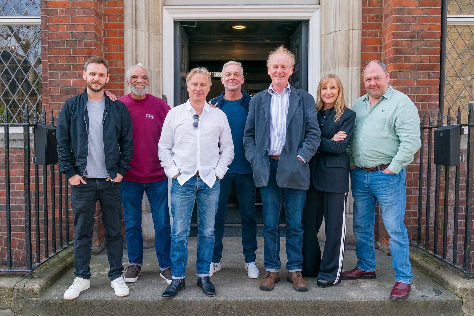 Ganz oder gar nicht Die Serie Bild Hugo Speer, Robert Carlyle, Lesley Sharp, Mark Addy, Steve