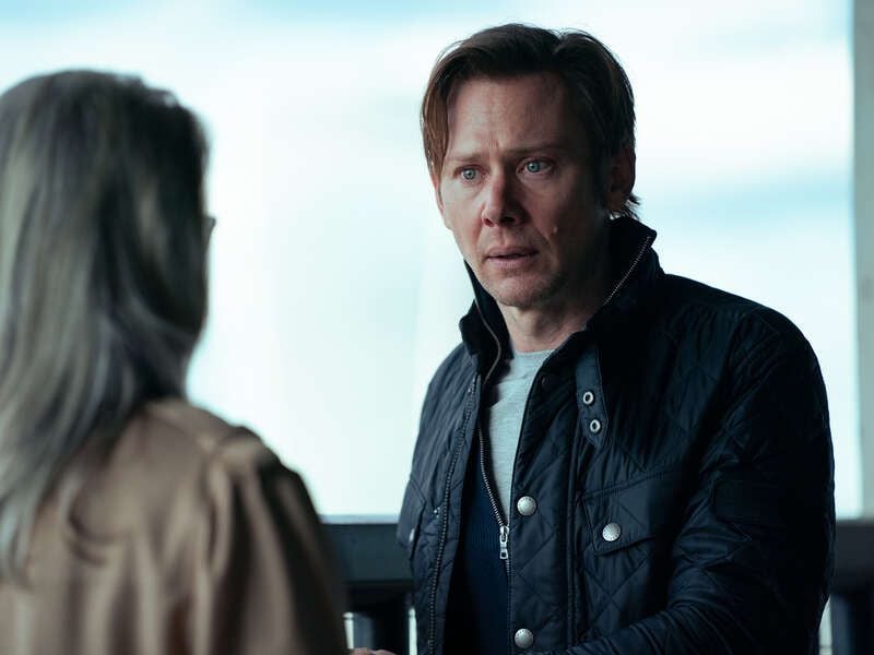 Filme Und Serien Von Jimmi Simpson Bild zu Jimmi Simpson - The Man Who Fell to Earth : Bild Jimmi Simpson