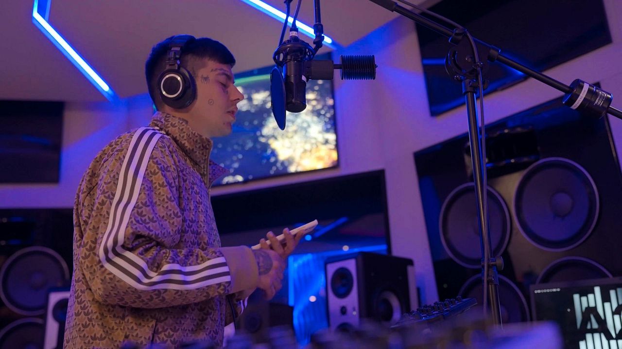 Rockstar: Duki, From The End Of The World : Bild