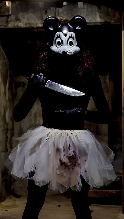 Minnie's Midnight Massacre : Bild Hannah Hueston