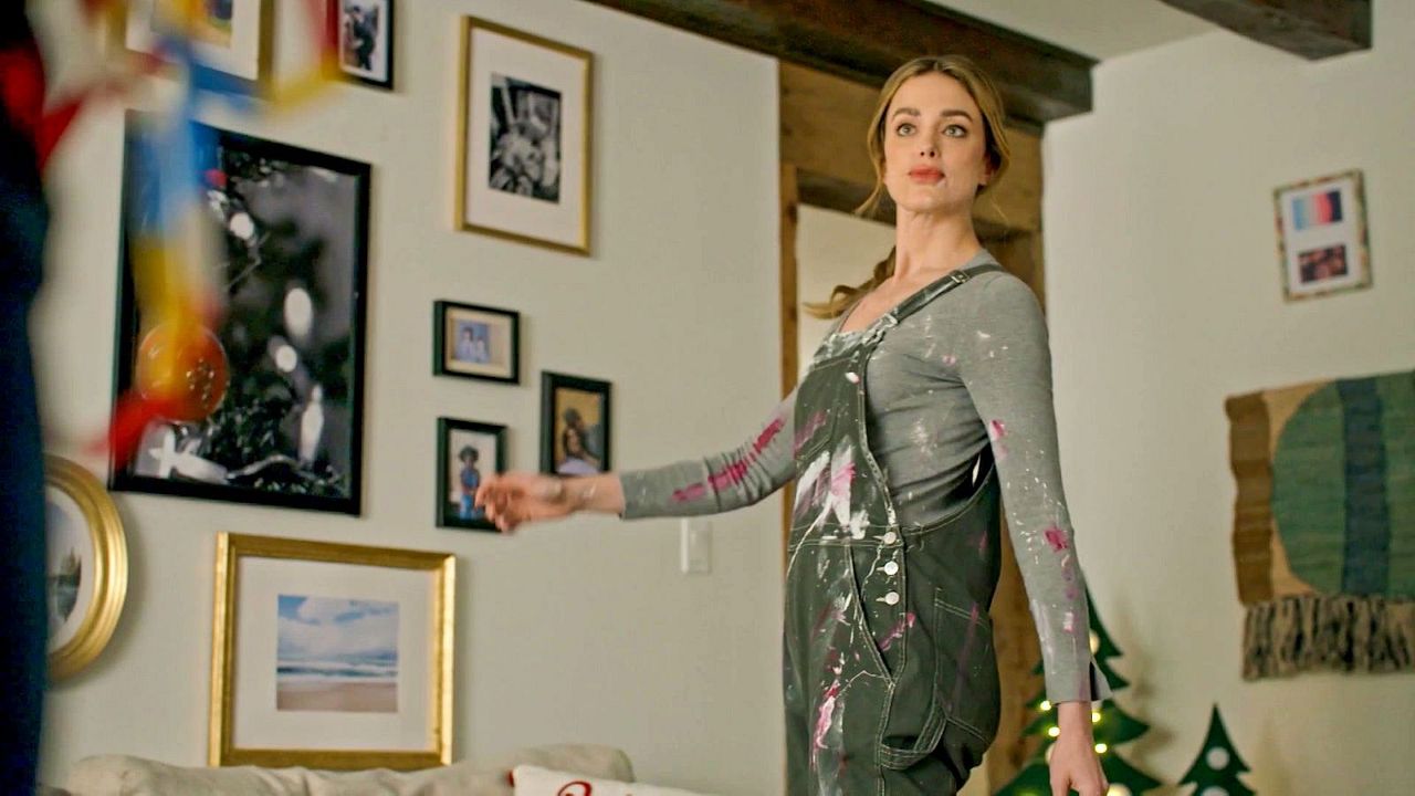 Weihnachts-Einsatz in 4 Wänden : Bild Ashley Newbrough