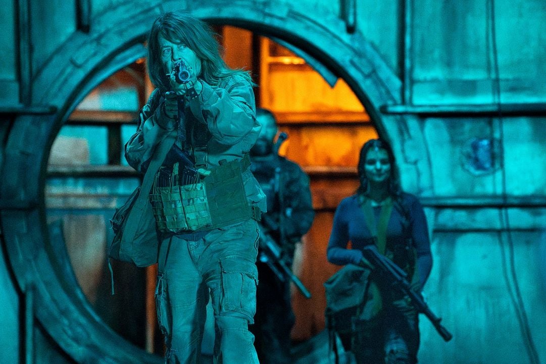 Osiris : Bild Linda Hamilton, Brianna Hildebrand