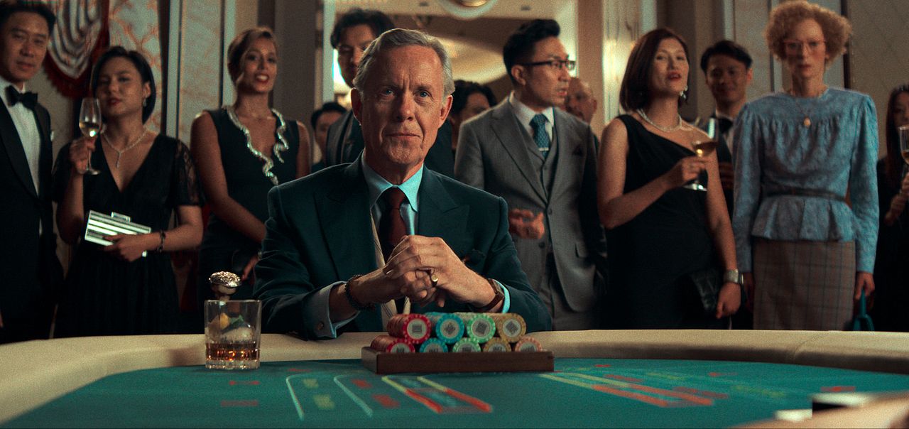 Ballad Of A Small Player : Bild Alex Jennings