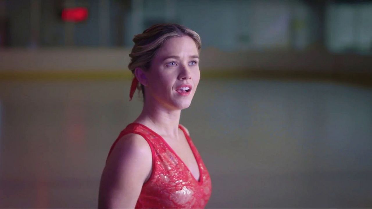 A Royal Christmas on Ice - Auf Schlittschuhen ins Weihnachtsglück : Bild Anna Marie Dobbins