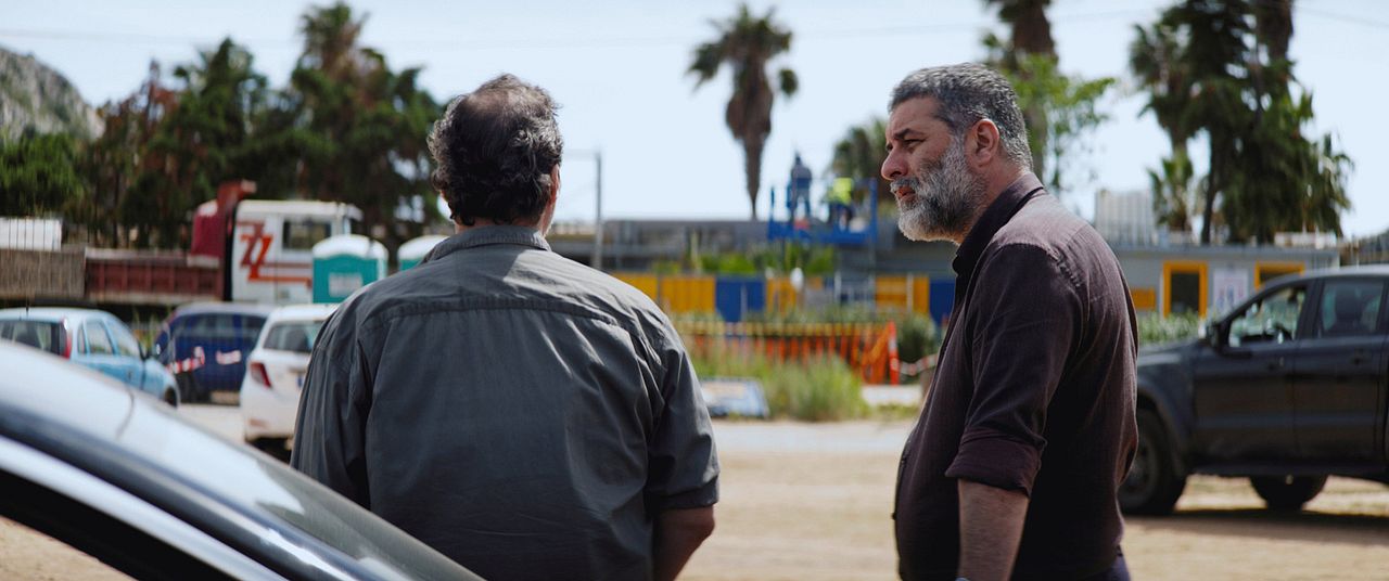 Spasmeni Fleva - Broken Vein : Bild Vassilis Bisbikis