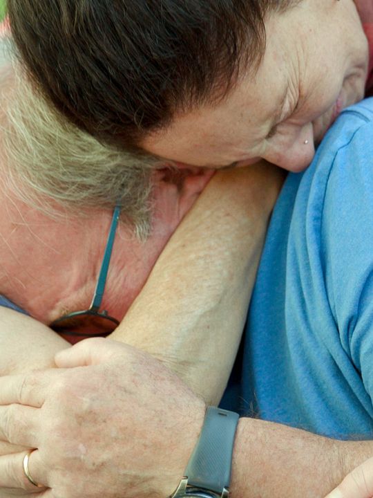 Holding Liat : Kinoposter