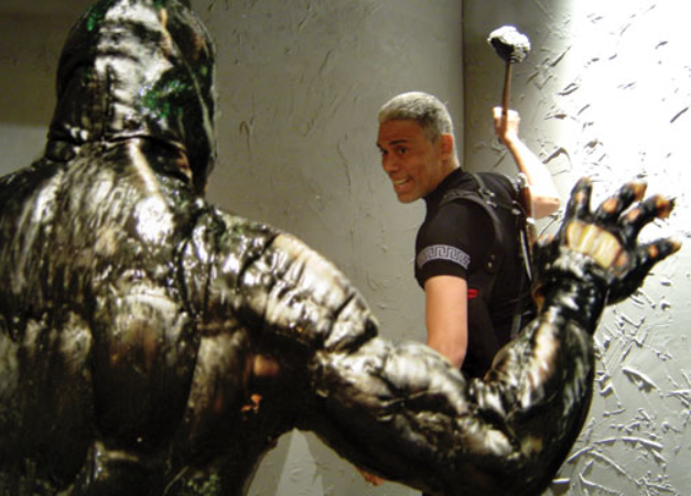 Reptilicant - Mann gegen Monster  : Bild Desi Singh