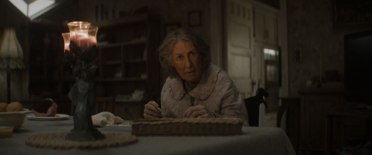 Evil Dead Burn : Bild Maude Davey