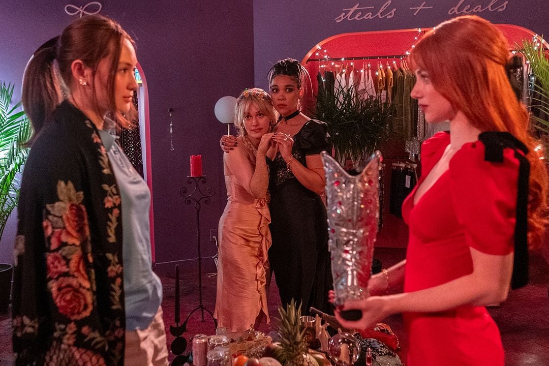 Forbidden Fruits : Bild Victoria Pedretti, Alexandra Shipp, Lili Reinhart, Lola Tung
