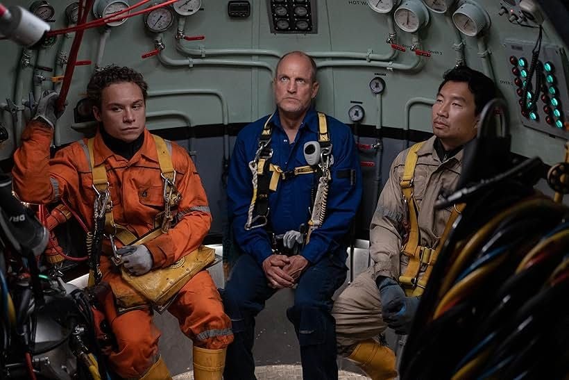 Last Breath : Bild Woody Harrelson, Finn Cole, Simu Liu