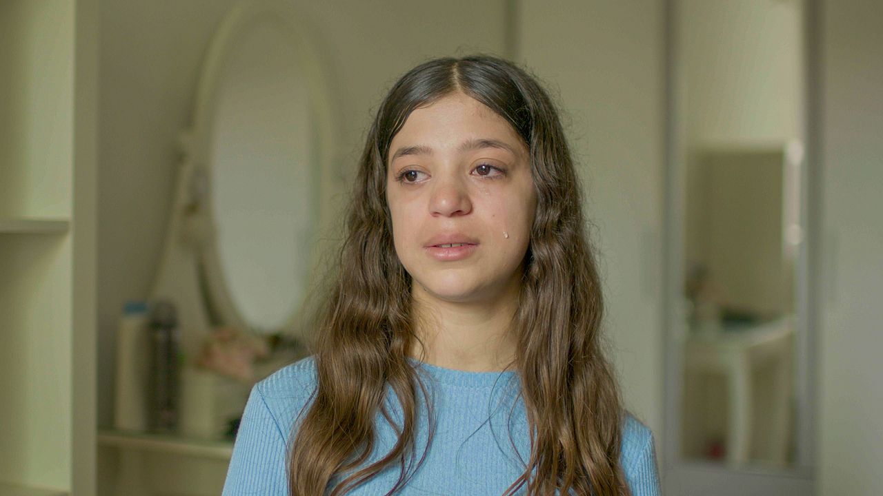 Girls Don't Cry : Bild