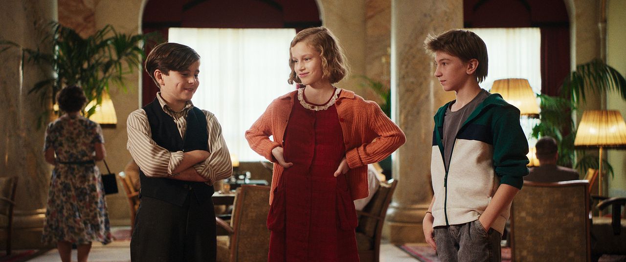 Das geheime Stockwerk : Bild Silas John, Annika Benzin, Maximilian Reinwald