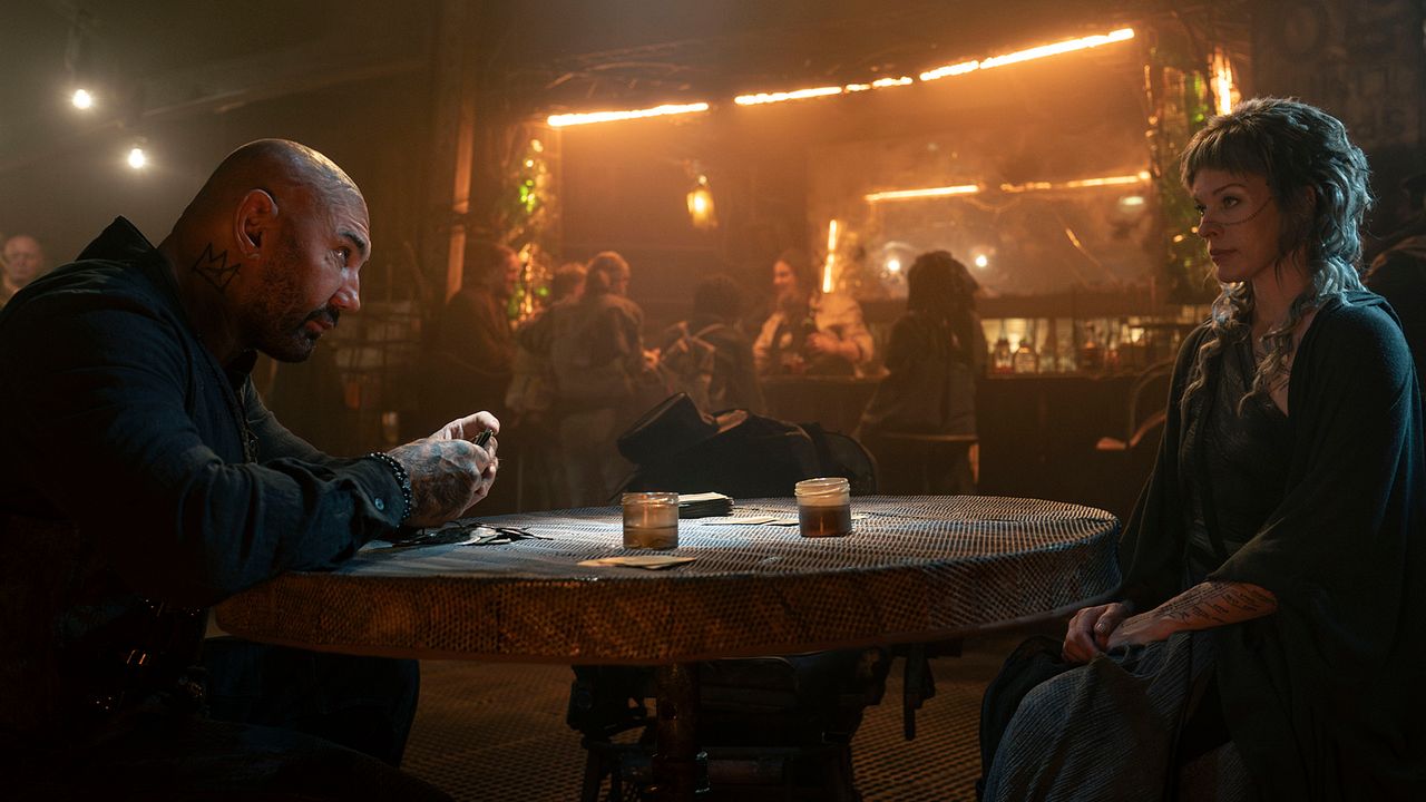 In The Lost Lands : Bild Dave Bautista, Milla Jovovich