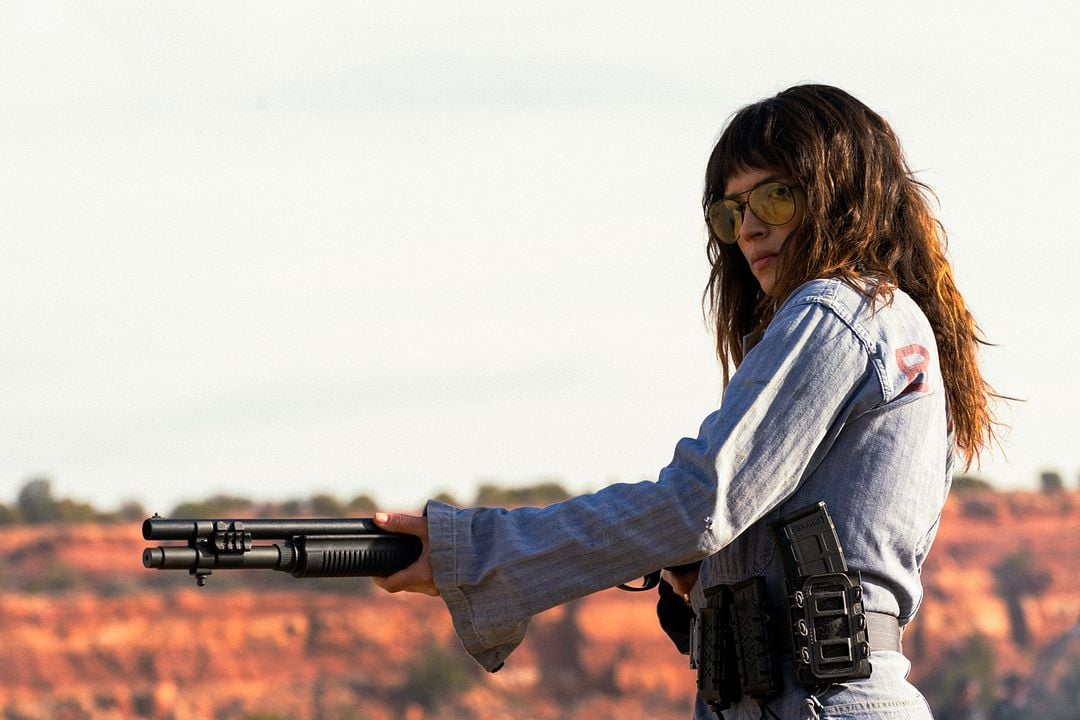 Onslaught : Bild Adria Arjona